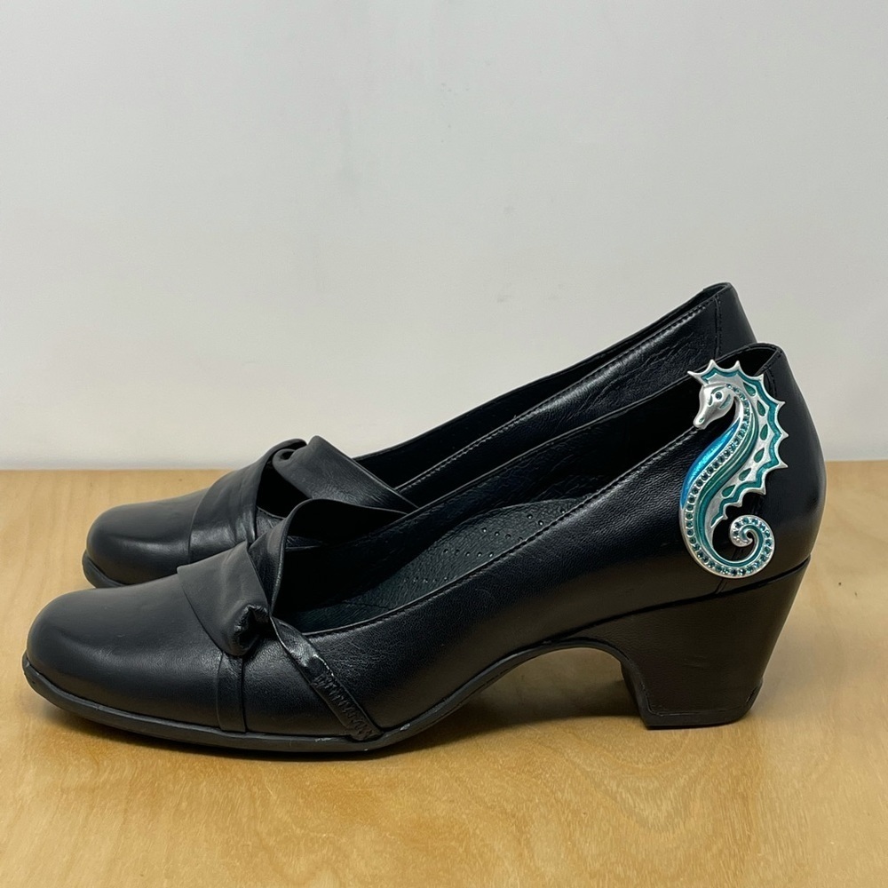 💎 CLARKS Artisan Black Women's Heeled Leather Dress Shoes 💎